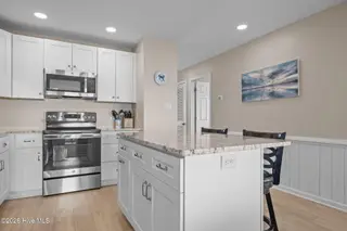 2517 Ocean Drive 9a1, Emerald Isle, NC 28594 – photo 13: 17-web-or-mls-1S3A8726