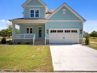 312 Cannonsgate Drive, Newport, NC 28570 – photo 7: Rear Entry Garage