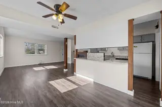 1208 Caracara Drive, New Bern, NC 28560 – photo 8: 27-web-or-mls-DSC_9111