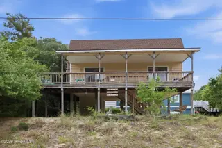 136 Sea Dunes Drive, Emerald Isle, NC 28594 – photo 2: 1-web-or-mls-IMG_7144
