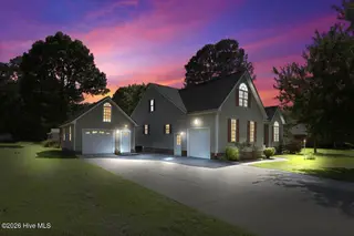 105 W Raintree Lane, Goldsboro, NC 27534 – photo 2: 02-105 W Raintree Ln-2