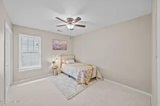 1913 Fairways West Drive, New Bern, NC 28562 — 2-bedroom home in Greenbrier, New Bern, NC, photo 15 of 32: 21-web-or-mls-0C0A0692