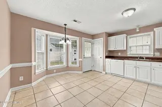 2205 Penncross Drive, Greenville, NC 27834 — 3-bedroom home in Meadow Woods, Greenville, NC, photo 8 of 37: 11-web-or-mls-BLS_0206