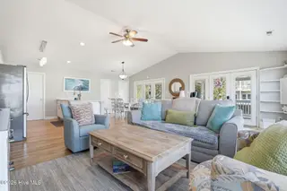 625 S Fourth Avenue, Kure Beach, NC 28449 – photo 23: 26_625_S_4th_Ave_-_photos_026