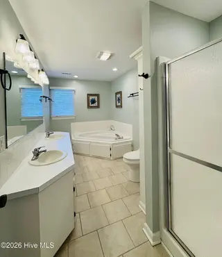 205 Starboard Court, Elizabeth City, NC 27909 – photo 19: Owner's Bath