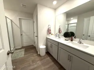 917 Riverstone Drive, Greenville, NC 27858 – photo 17: En Suite