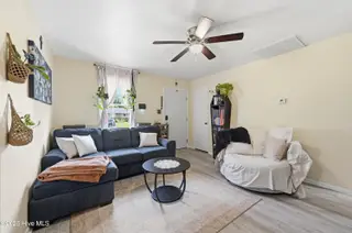 402 Clyde Drive, Jacksonville, NC 28540 – photo 6