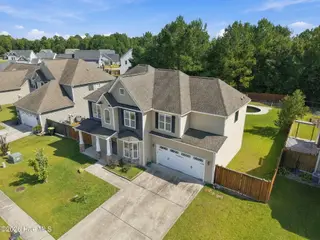 813 Tuscarora Trail, Jacksonville, NC 28546 – photo 4: 4-813 Tuscarora Trail 2