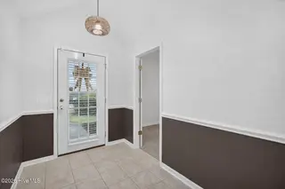 5332 Sun Coast Drive, Wilmington, NC 28411 – photo 2: AI removed furniture