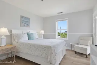 790 New River Inlet Road 205b, North Topsail Beach, NC 28460 — 1-bedroom condo in Villa Capriani, North Topsail Beach, NC, photo 14 of 43: V9Dng2Q%21download