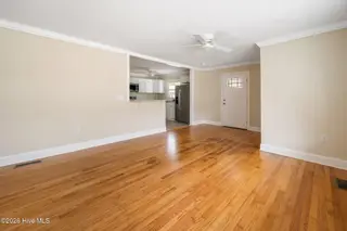 619 S 9th Street, Wilmington, NC 28401 – photo 13: 12-web-or-mls-DSC_5043