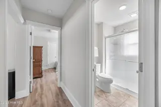 1112 S 10th Street, Wilmington, NC 28401 — 3-bedroom home, Wilmington, NC, photo 11 of 27: Hallway