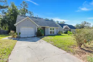 114 Hunting Green Drive, Jacksonville, NC 28546 – photo 1: front