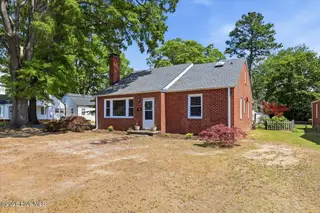 300 S Andrews Avenue, Goldsboro, NC 27530 – photo 2: 03-300 S Andrews Ave-3