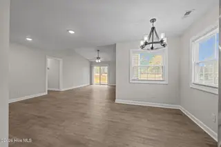 707 Plantation Drive, New Bern, NC 28562 – photo 18: 37-web-or-mls-DSC_2726