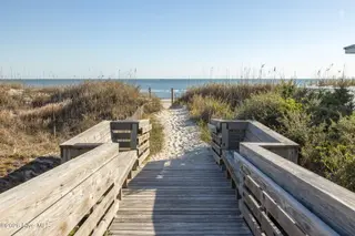 102 E Summer Place, Emerald Isle, NC 28594 – photo 6: 102 E Summer Place