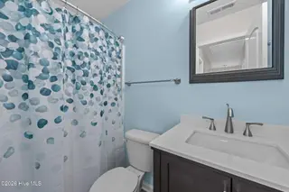 1004 S 8th Street, Wilmington, NC 28401 – photo 20: 40-web-or-mls-IMG_1670