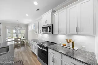 320 Lightning Bug Lane, Holly Ridge, NC 28445 – photo 11: 25_kitchen