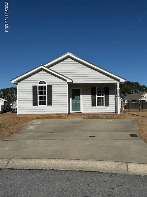 3400 Saybrook Court, Winterville, NC 28590 – photo 1 of 26: front picture of home