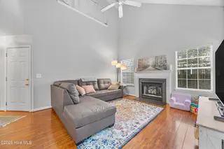 4918 Split Rail Drive, Wilmington, NC 28412 – photo 11: 11_living room