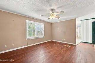 1053 Colleton Way, Trent Woods, NC 28562 – photo 11: 11-web-or-mls-0C0A2652_edit