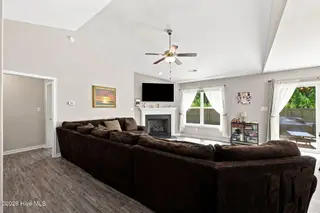 345 Station House Road, New Bern, NC 28562 – photo 8: 33-web-or-mls-DSC_5098_edit