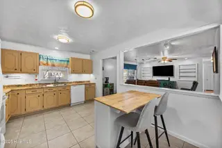 603 Oakwood Avenue, Jacksonville, NC 28546 – photo 14: 15_kitchen