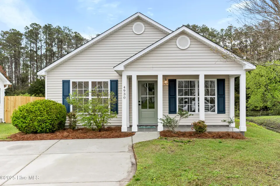 4930 N Hampton Drive SE, Southport, NC 28461 – photo 1 of 58: Front view
