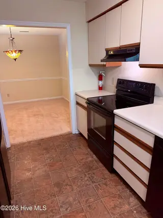 812 Hidden Branches Close, Winterville, NC 28590 – photo 13: 812Kitchen3
