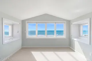 217 Salter Path Road, Pine Knoll Shores, NC 28512 – photo 7: Third Floor Loft