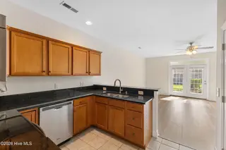 1018 Groppo Cove, Wilmington, NC 28412 — 2-bedroom townhome in Fairfield Park, Wilmington, NC, photo 15 of 40: 15_img_8813