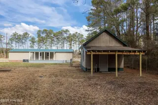 4113 N Highway 101, Newport, NC 28570 – photo 3: Back view
