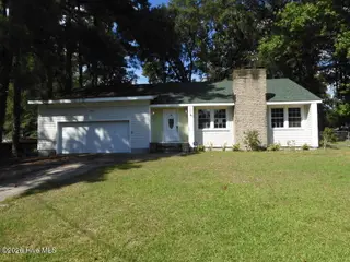 112 Fairlane Road, Greenville, NC 27834 – photo 1: Front