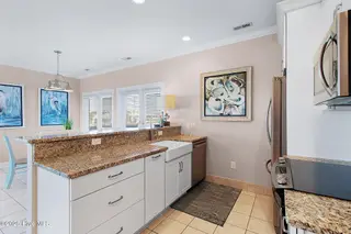 104 S 3rd Street J1 & Slip #55 Atlantic Harbour, Morehead City, NC 28557 – photo 12: Kitchen
