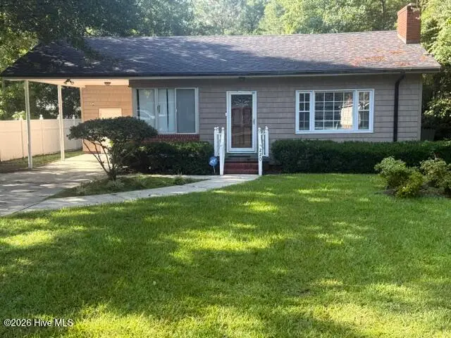220 E Lewis Street, Whiteville, NC 28472 – photo 1 of 42: IMG_5315