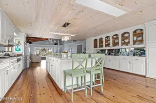 1104 Shepard Street, Morehead City, NC 28557 – photo 9: Kitchen