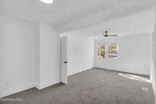704 Vernon Drive, Jacksonville, NC 28540 – photo 17: dsc06482