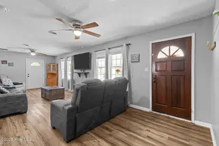 435 Kenwood Drive, Jacksonville, NC 28540 – photo 6: kenwood-6