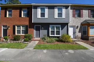 105 Concord Drive B, Greenville, NC 27834 – photo 2: DSC_6611