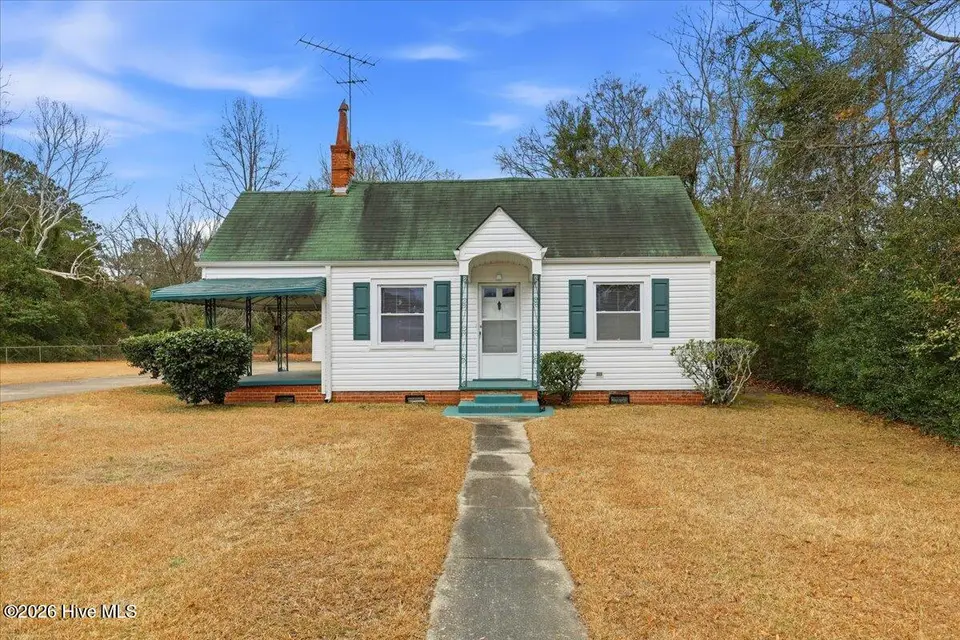 1006 E Elm Street, Goldsboro, NC 27530 – photo 1 of 34: 01-1006 E Elm St-1