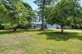 5724 Gondolier Drive, New Bern, NC 28560 – photo 3: 04-5724_Gondolier-32