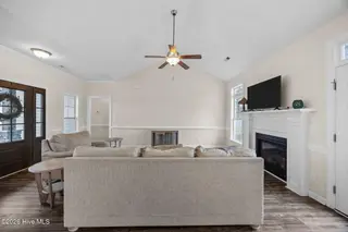 2605 Whitaker Glen Drive, Farmville, NC 27828 – photo 7: 16-web-or-mls-BLS_0030