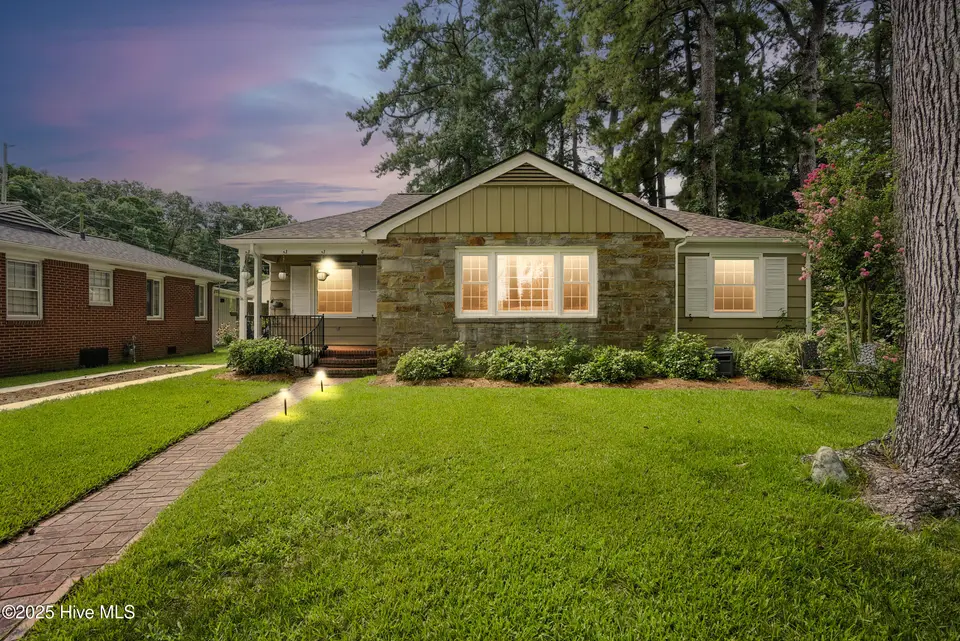 1203 W Church Street, Elizabeth City, NC 27909 – photo 1 of 41: Front