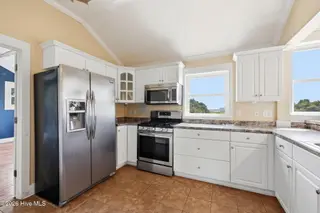 3246 Cedar Island Road, Cedar Island, NC 28520 – photo 14: Kitchen