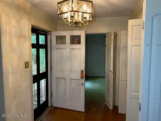 133 Perry Drive, Goldsboro, NC 27530 – photo 17: Foyer