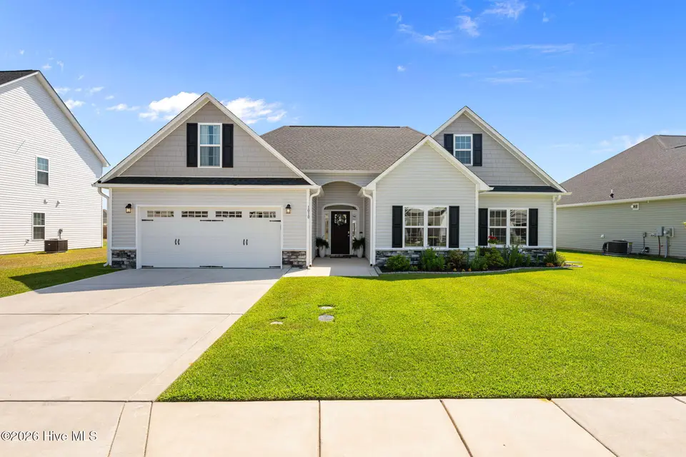 1010 Blue Water Boulevard, New Bern, NC 28562 – photo 1 of 51: 50-web-or-mls-DSC_2538