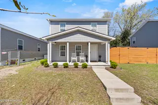 903 Walnut Street, Wilmington, NC 28401 – photo 2: 4_front exterior