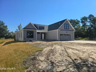 107 Weathersbee Drive, Hampstead, NC 28443 — 4-bedroom home, Hampstead, NC, photo 3 of 37