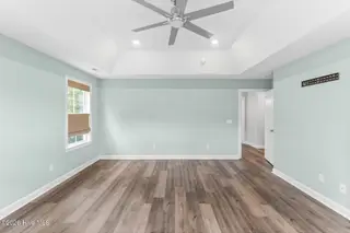 413 Robert E Lee Drive, Wilmington, NC 28412 – photo 17: 017_413_robert_e_lee_drive-16_827