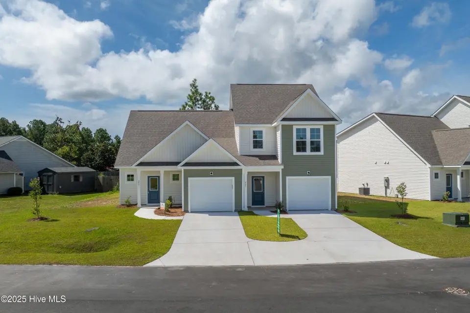 205 Sandpiper Place, Holly Ridge, NC 28445 – photo 1 of 25: Front